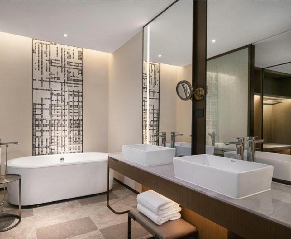 Wanda Jin Baise Hotel Exterior foto